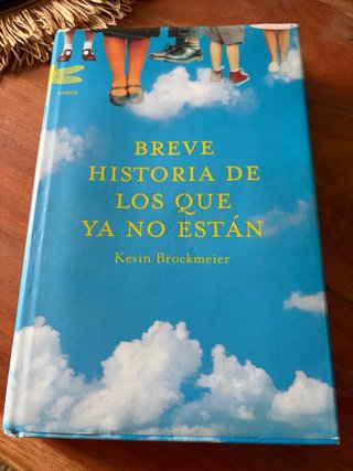 Libro breve historia de los que ya no estan