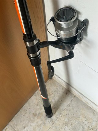 Caña de pescar +carrete Mas cosas en mi perfil