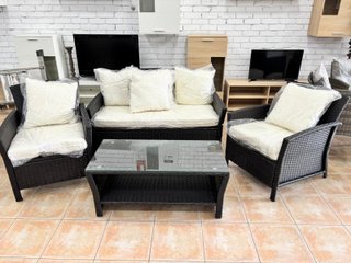 Conjunto de jardín ratán y cristal