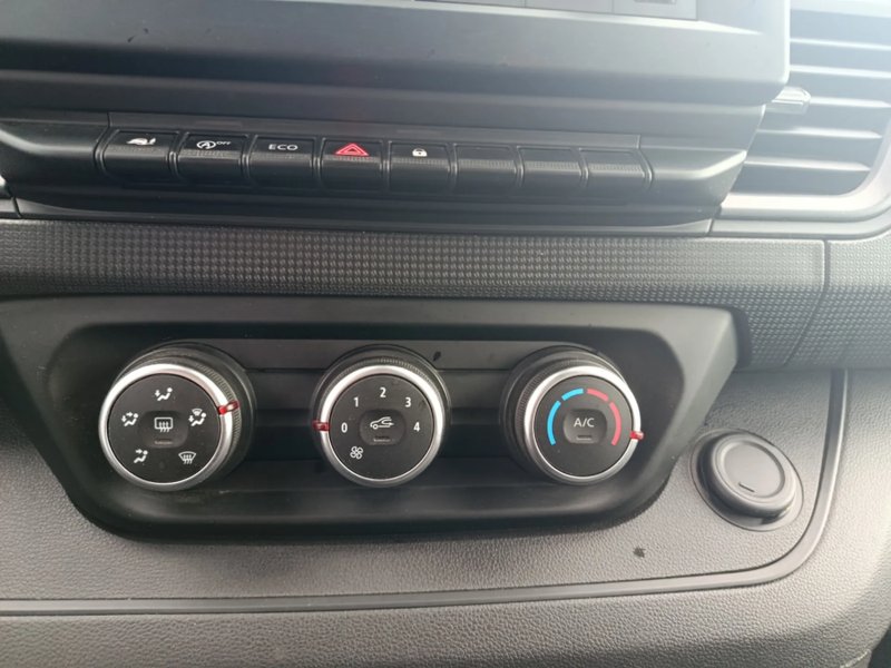 Nissan Primastar 2023, foto 16