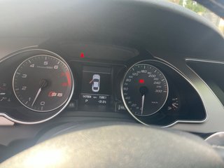 Audi S5 2011