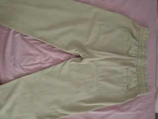 Pantalón verde tela