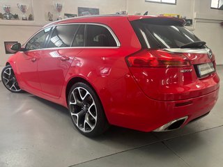 Opel Insignia Sports Tourer OPC 325 c.v