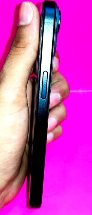 IPHONE 15 BLACK 256GB COMO NUEVO BATERIA 100%