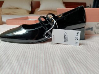 Zapatos merceditas negros sin usar