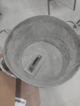 Mezcladora obra, varilla, 2 cubos, espátula baldos