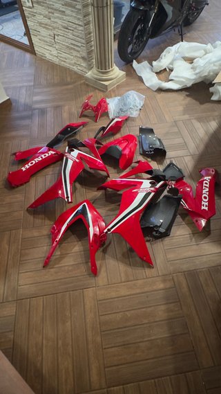 Carenado delantero rojo Honda