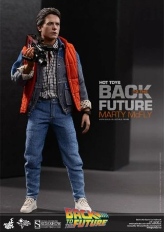 Hot Toys Marty McFly MMS257 Regreso al Futuro