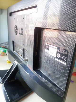 LG TV 22 pulgadas Full HD