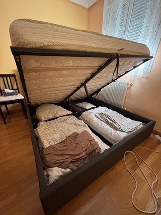 Cama Matrimonial con Cabecero