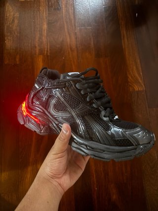 Balenciaga Runner LED Nero Viola