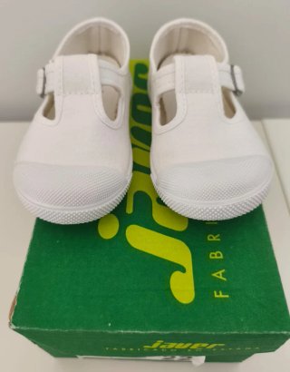 Zapatillas blancas niña talla 22