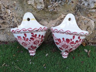 2 Vasi da Parete in Ceramica con Fiori Rossi