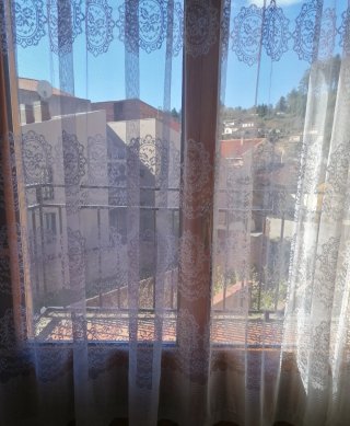 Cortinas blancas con encaje