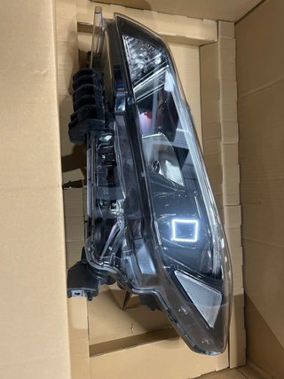 Faros delanteros Nissan Leaf ( led fundido)
