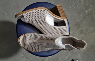 Sandalias tacón beige