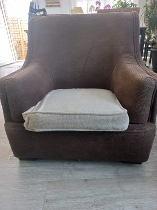 Sillón y puff a juego