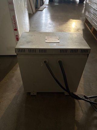 Transformador POLYLUX 10 kVA 400V/230V