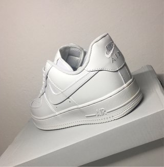 Nike Air Force 1 '07 White