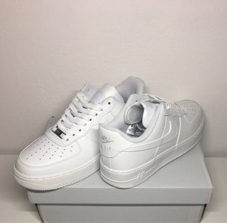 Nike Air Force 1 '07 White