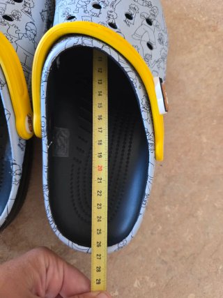 Crocs Simpsons Talla 40 (26 cm)