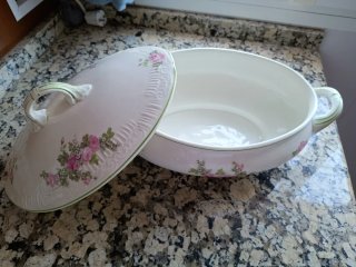 Sopera porcelana decorada flores rosas