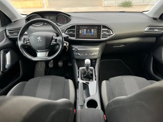 Peugeot 308 / Gasolina / Manual / Año 2016