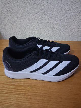 Zapatillas Adidas Negras y Blancas