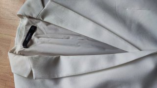 Americana entallada Mango blanca