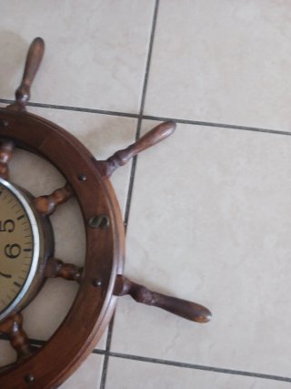 Orologio 2 braccia sono stati aggiustati
