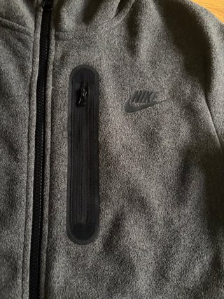 Sudadera Nike Tech Fleece Gris