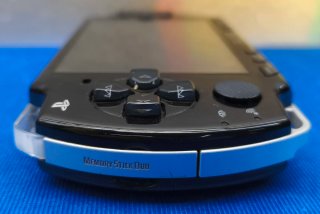 CONSOLA PSP SLIM 2000