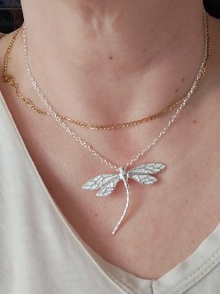 Collar libélula