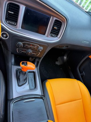 Dodge Charger 2019