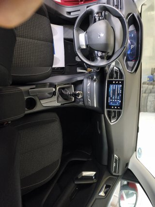 Peugeot 308 2021