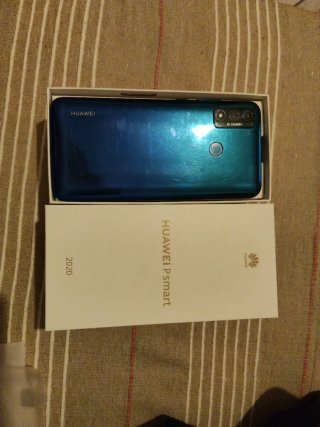 Huawei P smart 2020 scatola accessori
