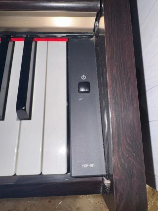 Piano Elettrico Yamaha Arius - Buono Stato