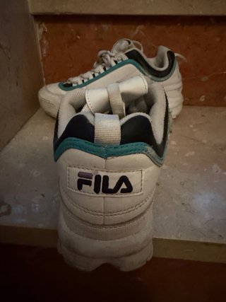 Zapatillas Fila Blancas y Turquesa