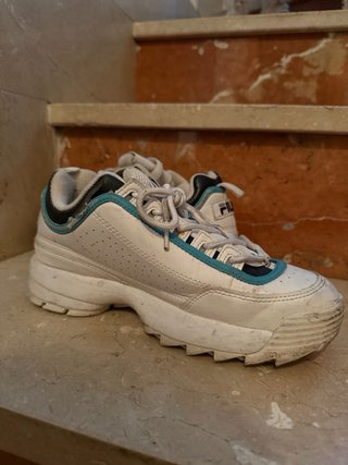 Zapatillas Fila Blancas y Turquesa