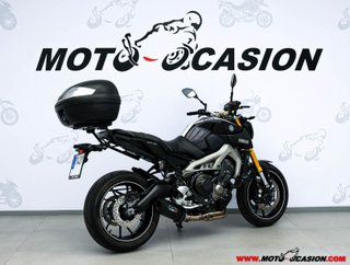 YAMAHA MT-09