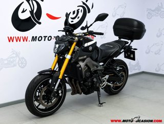 YAMAHA MT-09