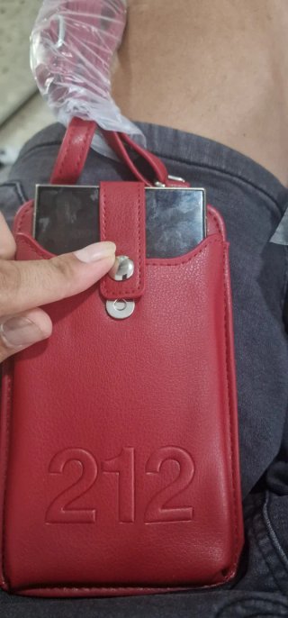 Funda móvil CAROLINA HERRERA 211