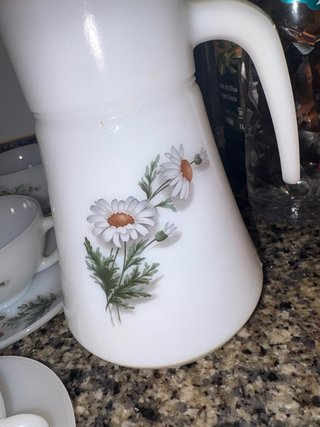 "Lote de vajillas vintage: Arcopal, Porcelana
