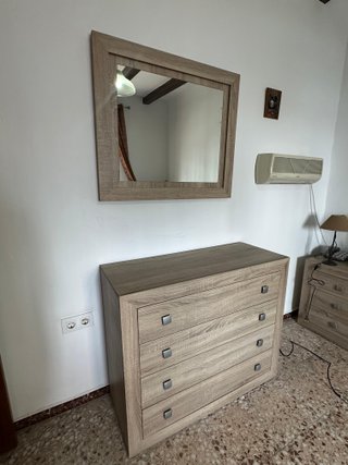 Cómoda con espejo