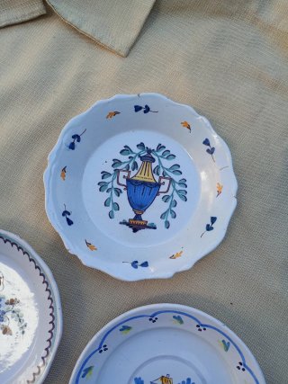 Plato antiguo siglo XIX decorado