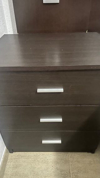2 Mesitas de noche madera