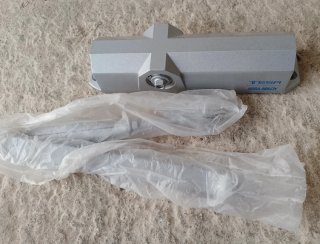 Muelle puerta TESA ASSA ABLOY