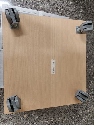 Cajonera pequeña con ruedas