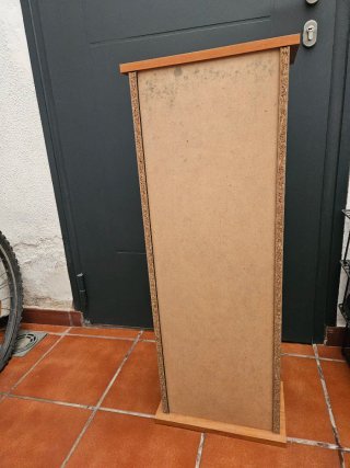Estantería CDs con puerta de cristal
