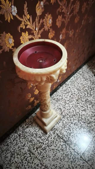 Pie de mármol decorativo